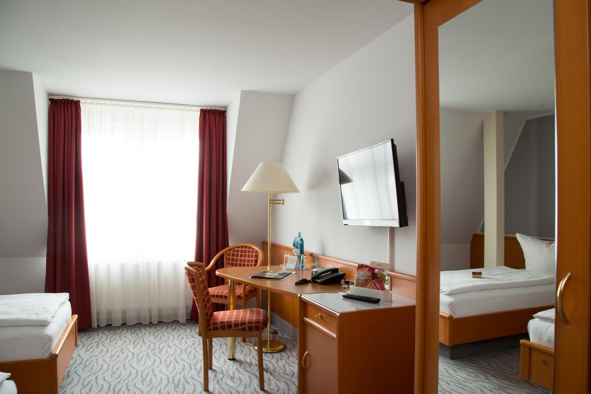 Hotel Kaiserhof Radeberg Δωμάτιο φωτογραφία