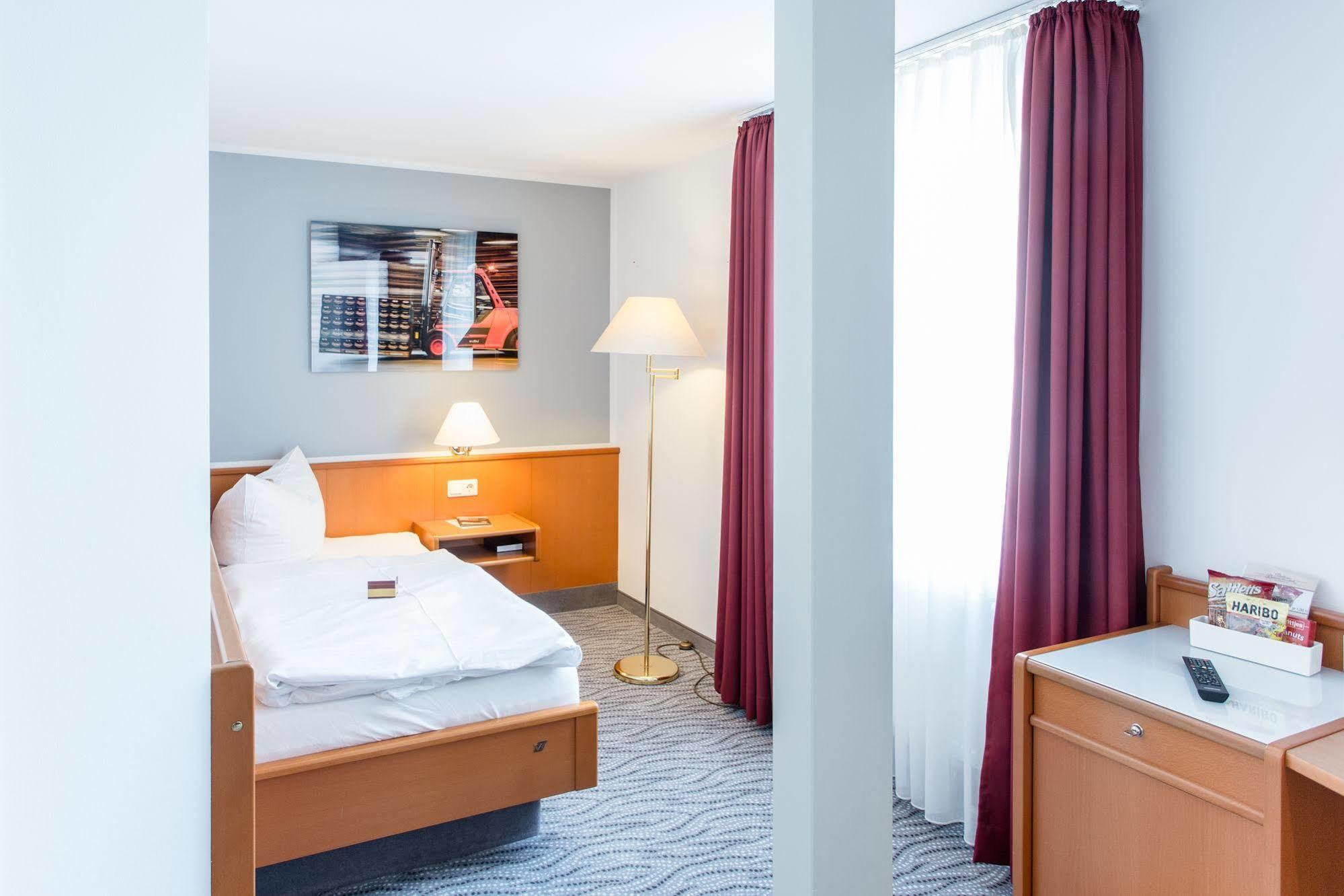 Hotel Kaiserhof Radeberg Εξωτερικό φωτογραφία